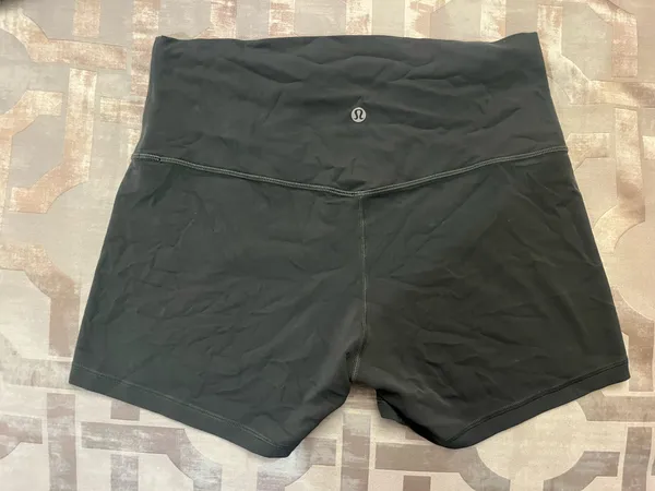 Lululemon Dark Forest HR 4” Shorts - Image 3