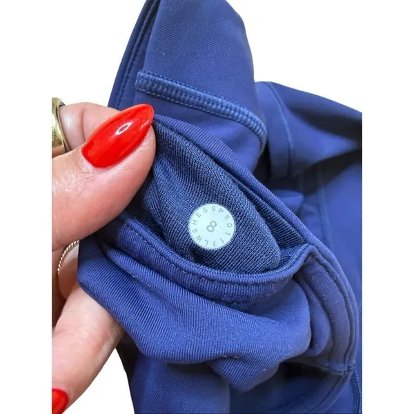 Lululemon Wunder Train crop blue 23” size 8 - Image 6