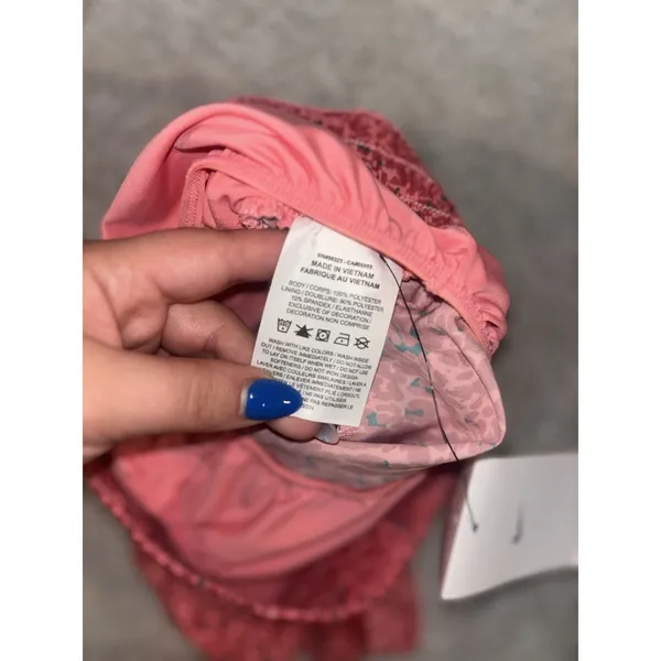 Nike Women's One Dri-FIT Mid-Rise 3" Brief-Lined‎ Shorts, Coral Chalk Xs NEW - Image 9