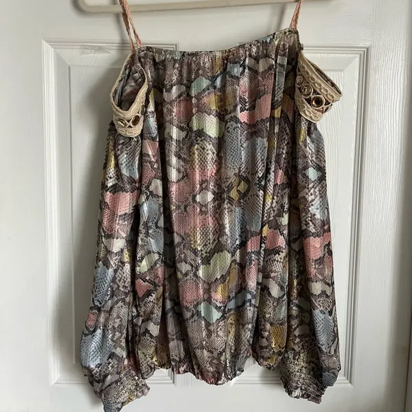 Casting France off the shoulder long sleeve snake print shimmer sheer blouse M - Image 11