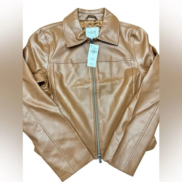 Abercrombie Fitch Vegan Leather Moto Jacket Women Medium Tan Camel NWT - Image 4