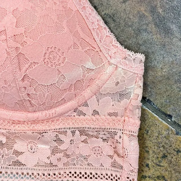 Victoria’s Secret Pink Lace Pull-on Razorback Bra Light Padding Medium - Image 4