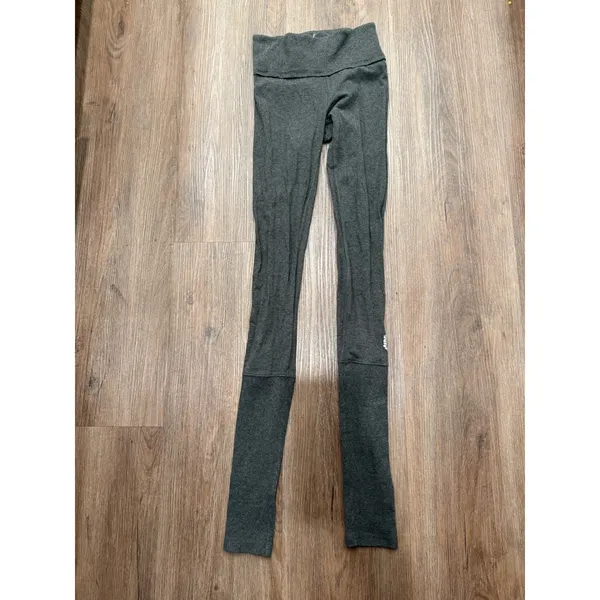 Free People Movement Leggings Charcoal Grey High Waist Cropped‎ XS - Image 2