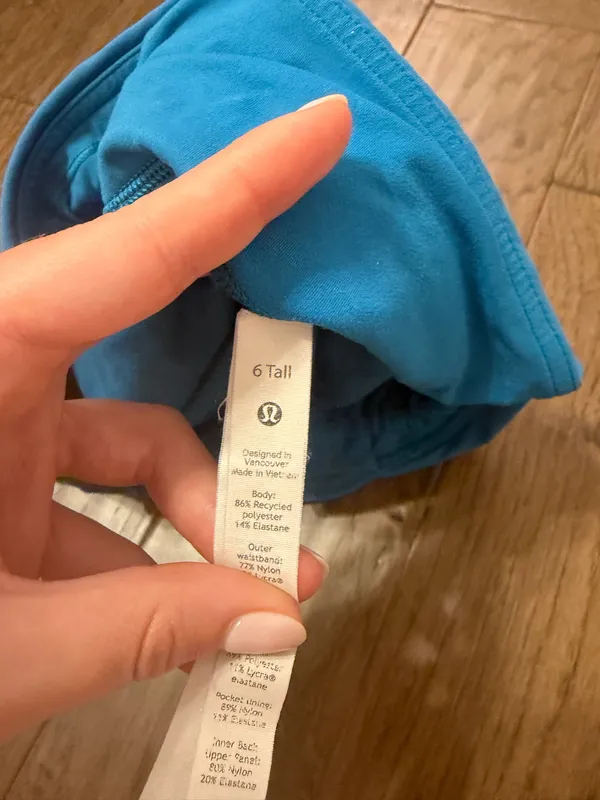 Lululemon Speed Up Shorts - Image 4