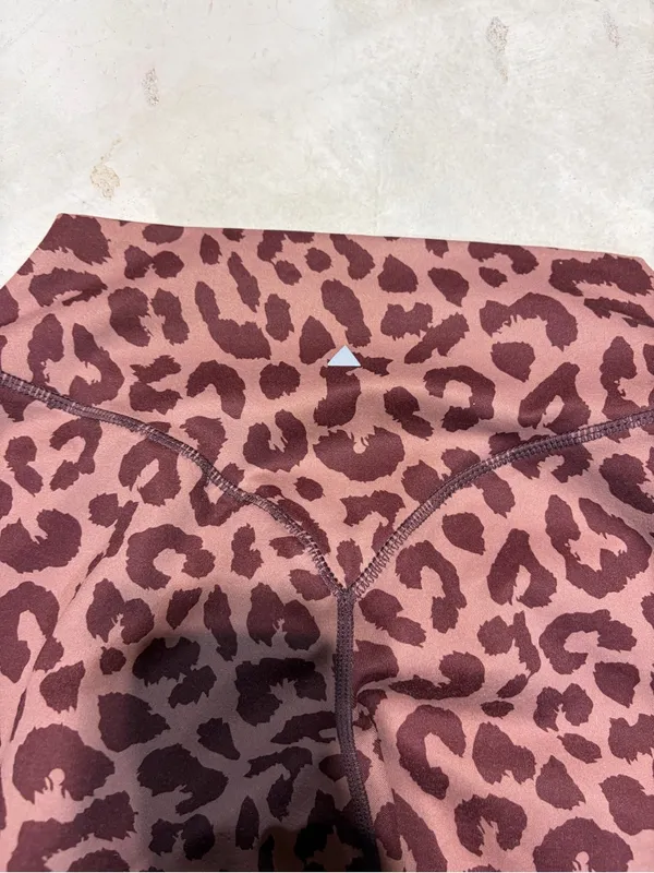 Balance athletica vitality Leopard Print Leggings medium - Image 6