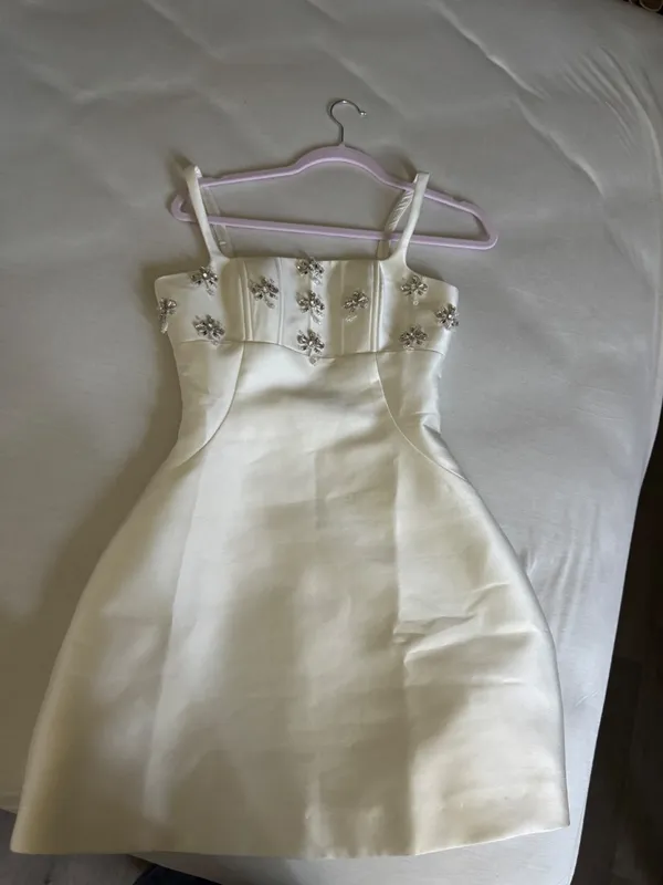 Beige/white mini dress - Image 2