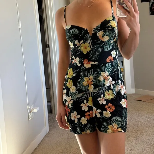 Wild Fable Tropical Floral Bustier Romper Black Hawaiian Vacation‎ - Image 2