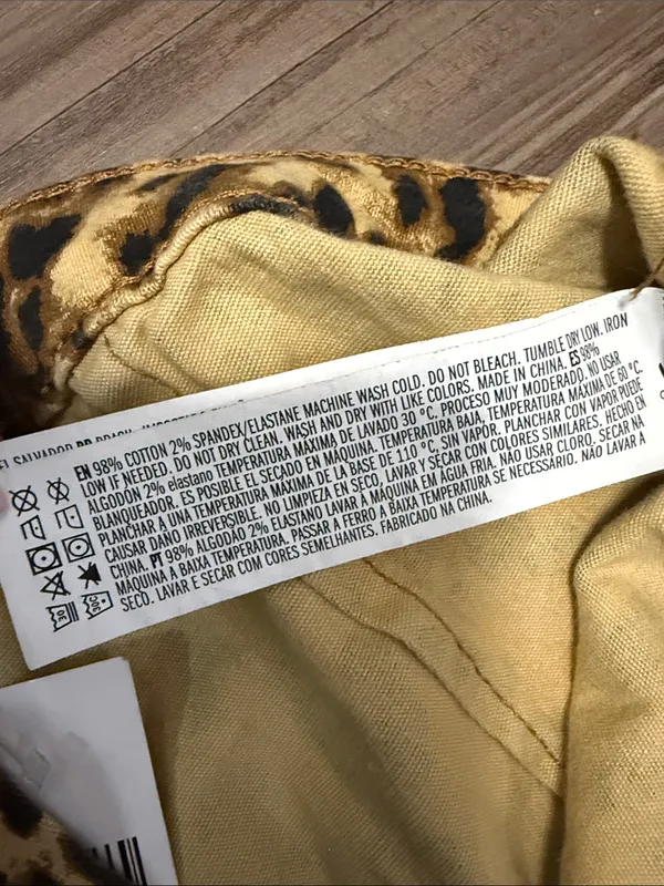 Forever 21 Leopard Flare Jeans 29 Fits 27x32 NWT Bell Bottom Animal Print - Image 13