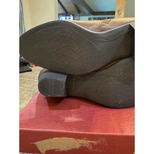 Munro Jackson Bootie in Cuero Leather Brown Size 7 Classic Side Zip - Image 7