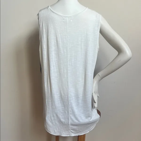 Maurices White and Blue Paisley Tank Top with handkerchief edge - Image 4