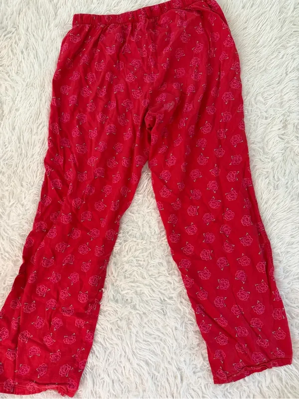 🩷 3/$18 Victoria's Secret Rose Print Pajama Lounge Pants Red Large Modal Cotton - Image 6