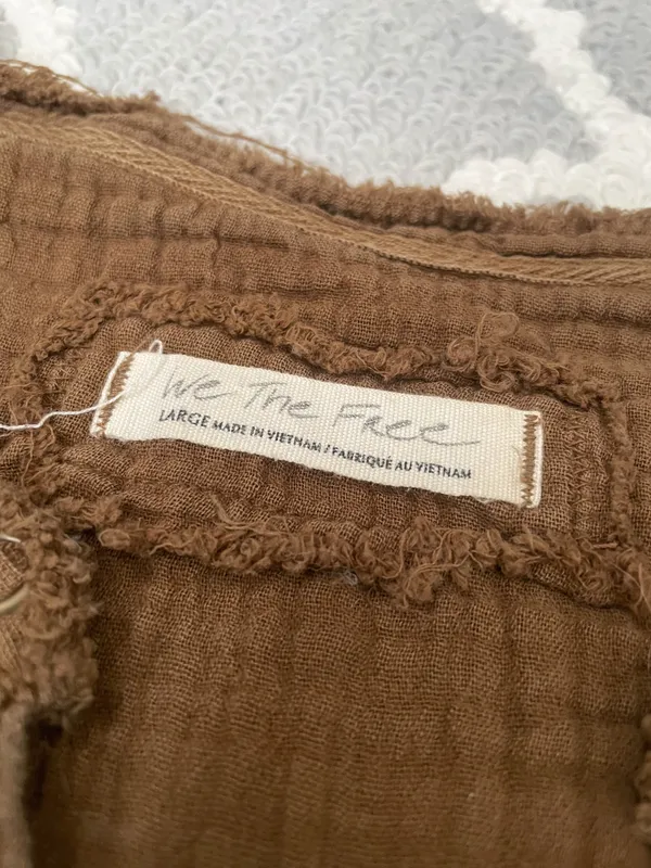 We The Free forest green oversized soft linen long sleeve Henley flowy top - Image 6