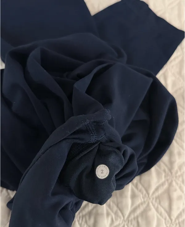 Lululemon Align Leggings - Image 5