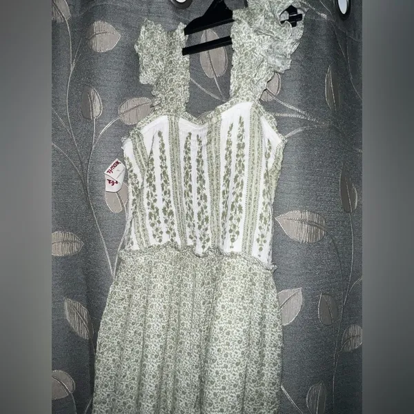 Sim & Sam Jumpsuit Medium Floral Smocked Forest Fairy Boho Cottagecore Sim & Sam - Image 3