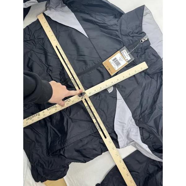 The North Face Women's Antora Jacket Black Small NWT OVERSIZED - Image 4
