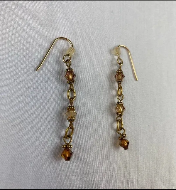 NEW Earrings Gold - Image 5