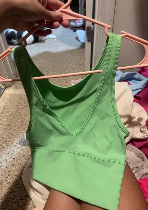 Lululemon green power pivot tank - Image 2