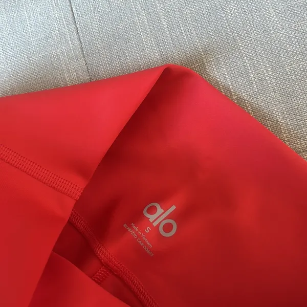ALO Neon Orange Workout Leggings Size Small - Image 5
