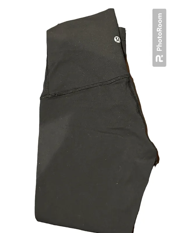 Lululemon Wunder Under black leggings 21” size 4 thick material - Image 3