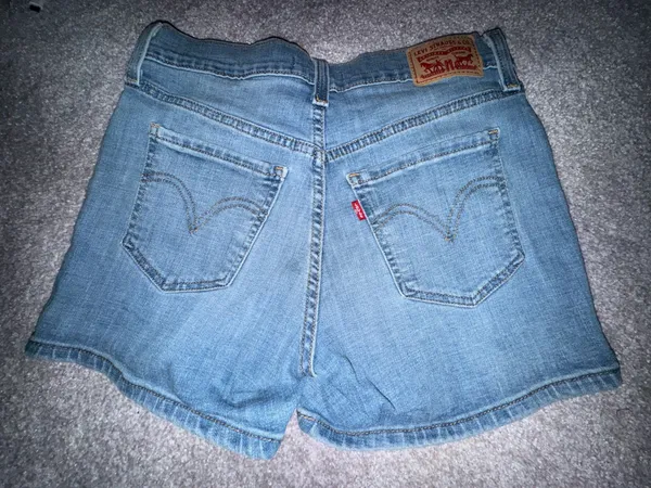 Mid-Length Levi’s Denim Shorts - Image 2