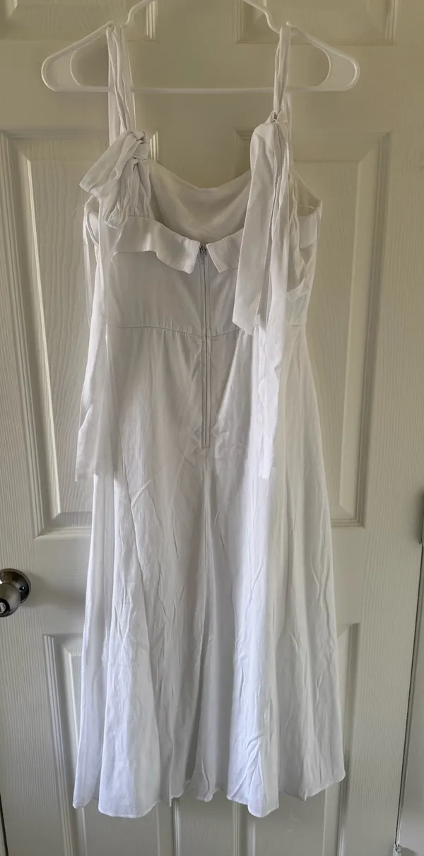 Boutique White dress - Image 2