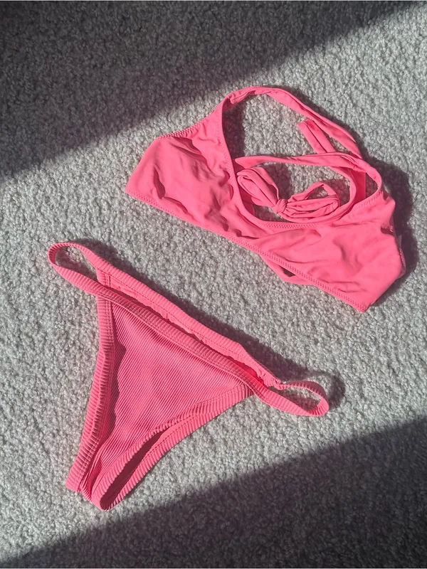 White Fox Boutique Neon Pink Ribbed Two-Piece Bikini - Image 2