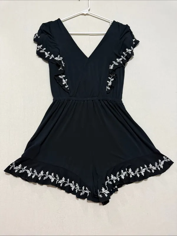 American Eagle Outfitters Black Romper with White Floral Embroidery Accents - Image 6