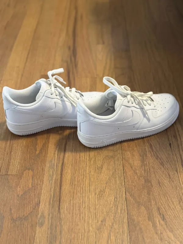 Women’s Nike Air Force 1 Sneakers White - Image 3