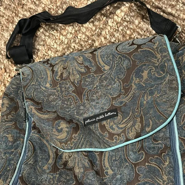 Petunia Pickle Bottom Baby Chic Convertable Diaper Bag Green - Image 3