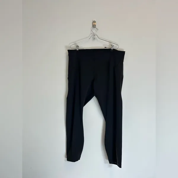 Lululemon Instill High-Rise Tight 25" in Black size 18 - Image 2