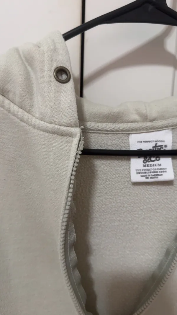 Green Zip Up Hoodie Size M - Image 3
