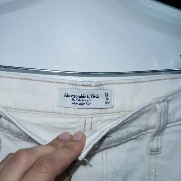 New Abercrombie & Fitch White 90's Straight Ultra High Rise Carpenter Jeans 8 - Image 4
