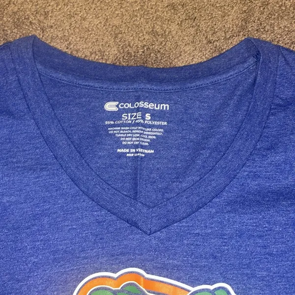 Florida Gators UF V-neck - Image 3