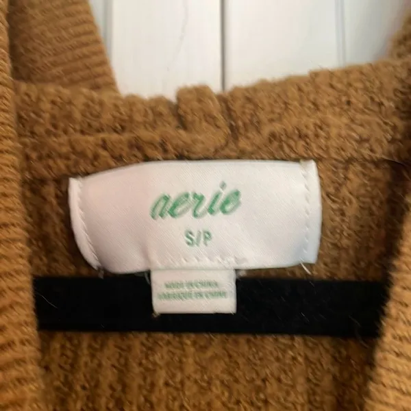 Aerie cozy up brown waffled knit hooded sweater size small - Image 4