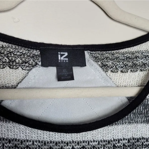IZ Byer Black White Stripe Mixed Media Blouse Top Lace Knit Semi Sheer Size XL - Image 9