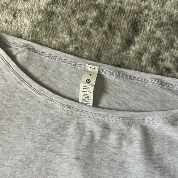 Lululemon Back In Action Short Sleeve Shirt - Image 7