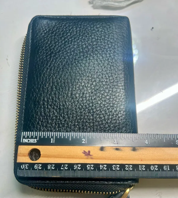 Marc Jacobs Wallet Leather - Image 10