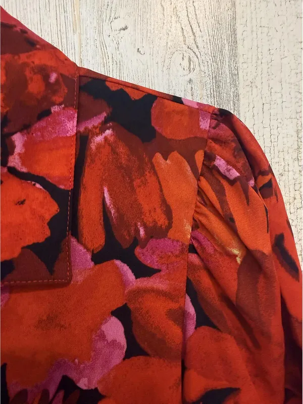 BTFBM Women's Small Red Pink Orange Floral Button Down Blouse - Image 9
