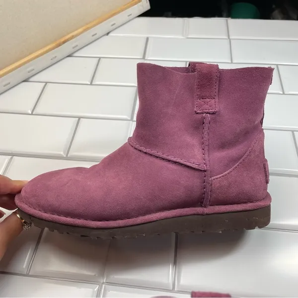 UGG Unlined Classic Mini PURPLE Treadlite BOOTS‎ - Image 5