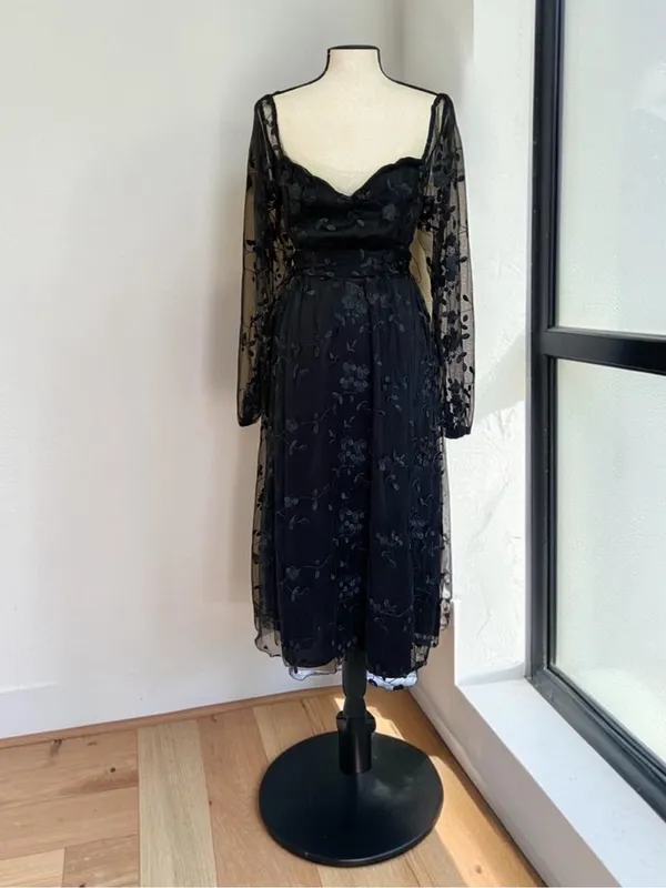 NWT Lulus Darling Charisma Black Mesh Embroidered Midi Dress S - Image 6