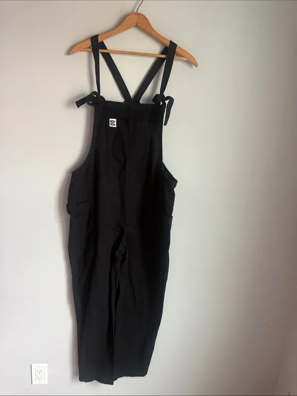 Lucy & Yak Original dungarees in black organic cotton canvas Overalls 8L - Image 3