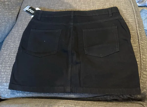 Boohoo Skirt - Image 4