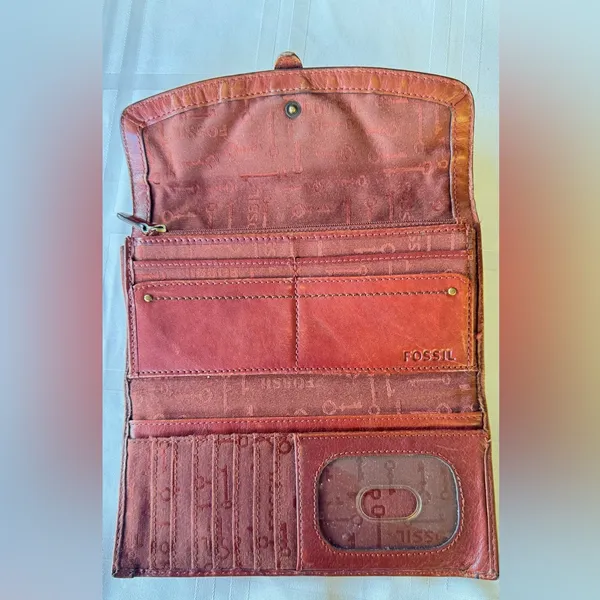 Vintage Fossil Cognac Leather Shoulder Bag. With Matching wallet. - Image 8