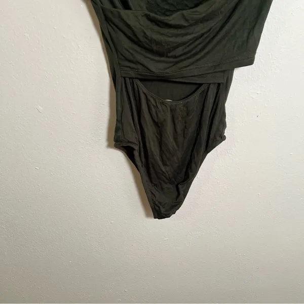 Lush Women's Size Small Off Shoulder Bodysuit Dark Green Open Cross Back Stretch - Image 9