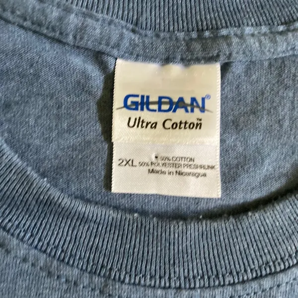 Gildan Short Sleeve Tshirt Size 2XL Tee - Image 4