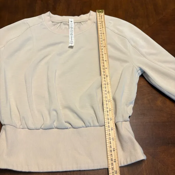Lululemon Softstreme Gathered Waist Pullover Women 6 Peach Cream LW3GG8S - Image 5