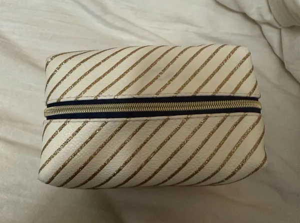 Mascara and Caffeine make up bag White - Image 2