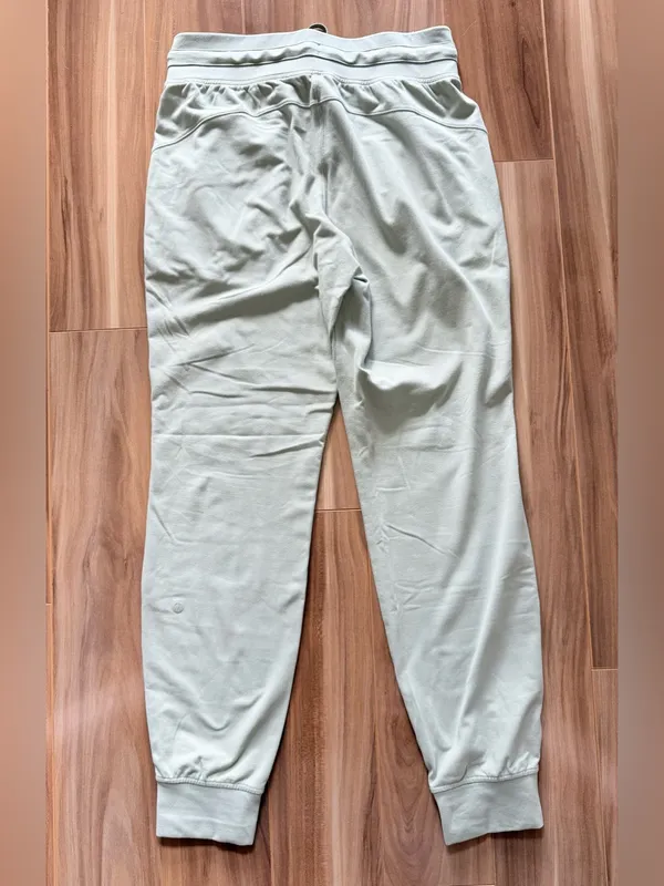 Lululemon Ready to Rulu Jogger - size 6 - Image 2