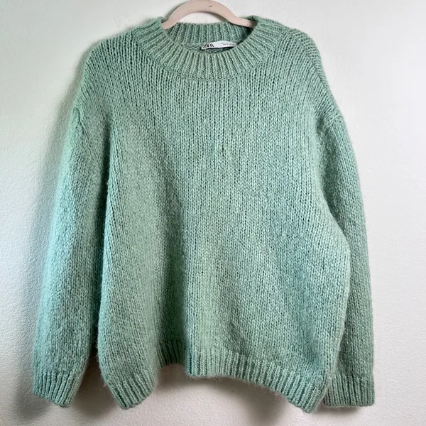 Zara Women’s Mint Green Wool Blend Chunky Cable Knit Sweater Large Long Sleeve‎ - Image 2