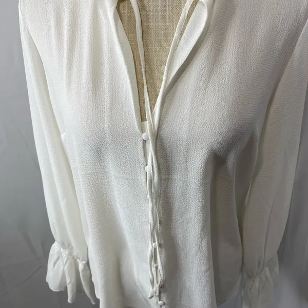 Dex the Suit Shop Ivory top size small White - Image 4